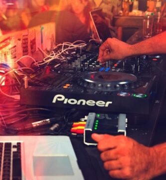 La mejor música latina para discotecas: Ritmos que Encienden la Fiesta