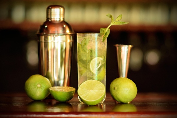 Coctelería Two Schmucks de Barcelona