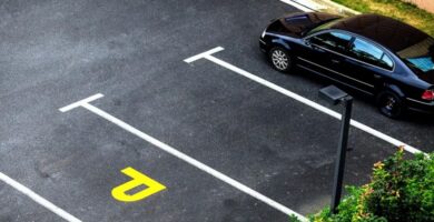 Bloques de estacionamiento: soluciones prácticas para organizar y proteger vehículos en parqueos 7 Bloques de estacionamiento: soluciones prácticas para organizar y proteger vehículos en parqueos