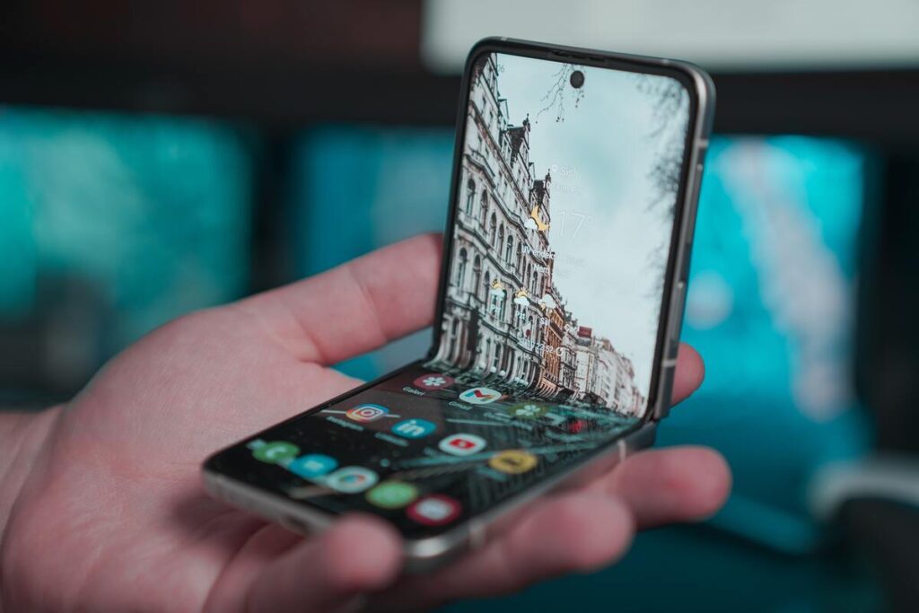 Móviles plegables en 2025: ventajas, precios y mejores modelos 1 Móviles plegables en 2025: ventajas, precios y mejores modelos